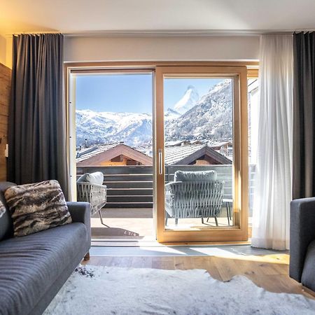 Moderne Wohnung Mit Ausblick Und Viel Sonne 采尔马特 外观 照片